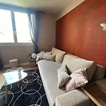 Logement - Proche Circuit - 6 Pers
